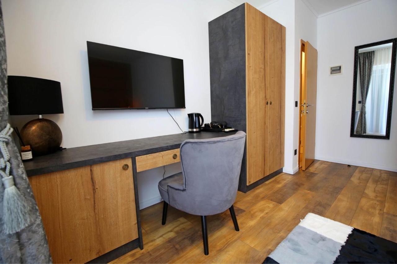 Apartmani Krka Rooms Lozovac Bagian luar foto
