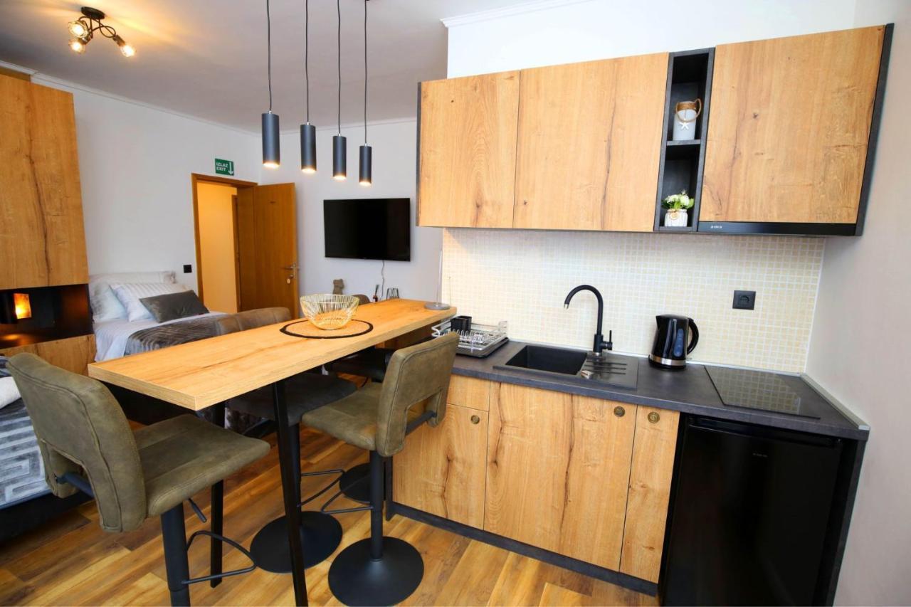 Apartmani Krka Rooms Lozovac Bagian luar foto