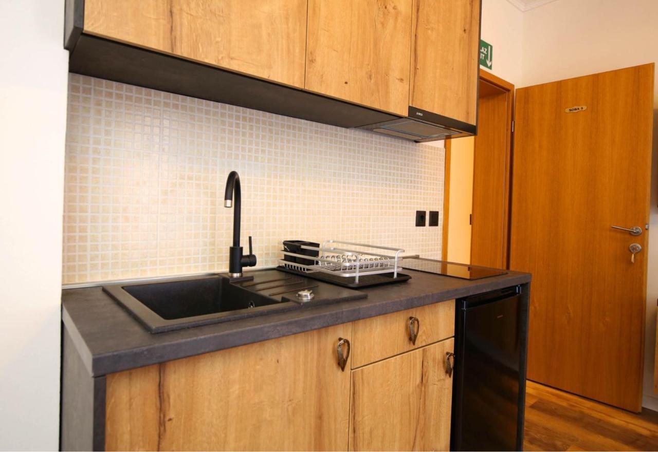 Apartmani Krka Rooms Lozovac Bagian luar foto