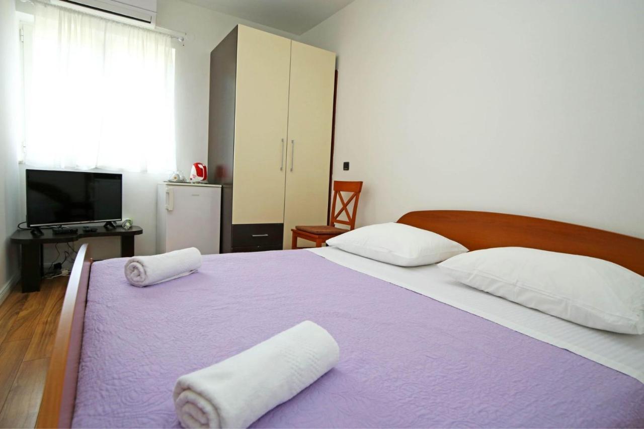 Apartmani Krka Rooms Lozovac Bagian luar foto