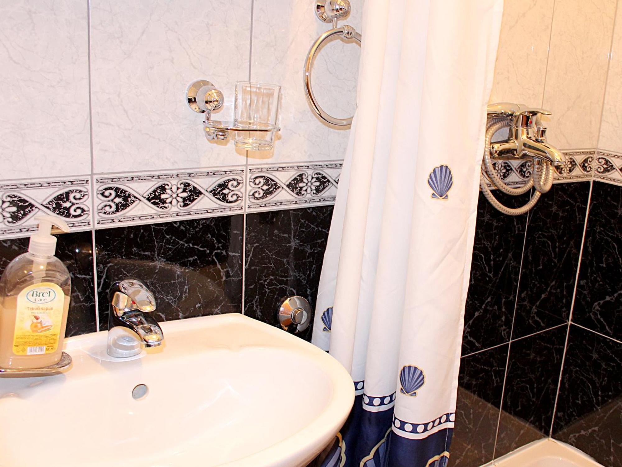 Apartmani Krka Rooms Lozovac Ruang foto
